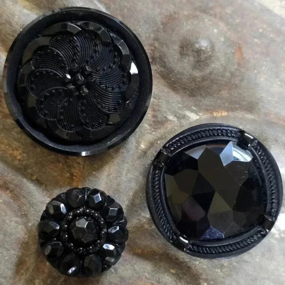 Set of 3 Vintage Inspired Black Button Magnets (Set 1) - Picture 1 of 4